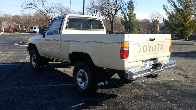 Here S Exactly What It Cost To Buy And Repair An Old Toyota Pickup Truck