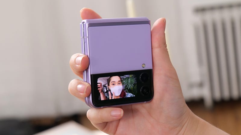 Samsung Galaxy Z Flip 3 Is Here Price Specs And Availability Samsung Galaxy Z Flip 3 Is Here Price Specs And Availability