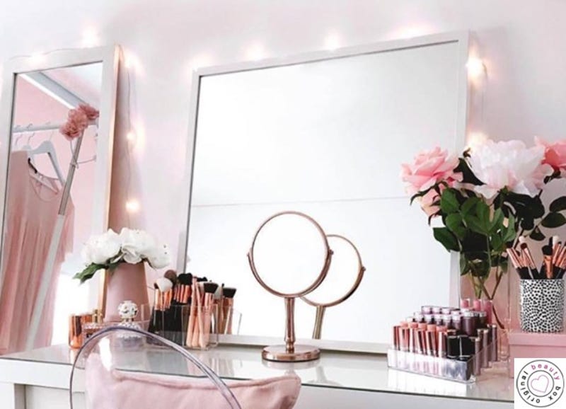 Latest Makeup Vanity Mirror With Lights