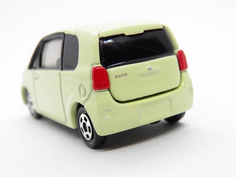 tomica toyota porte