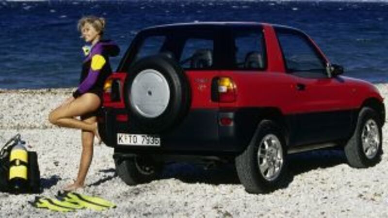 Compact Convertible Suvs Of The 90s A Retrospective