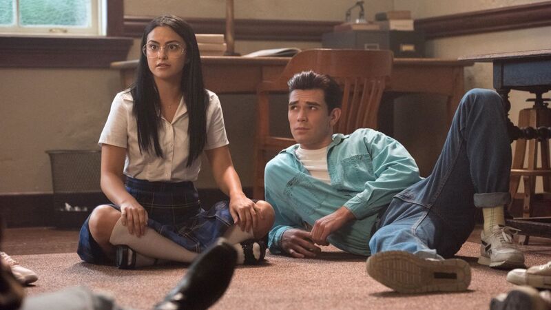 Riverdale S Blast To The Past Reminds Us Only Real 90s Kids Worship The Gargoyle King