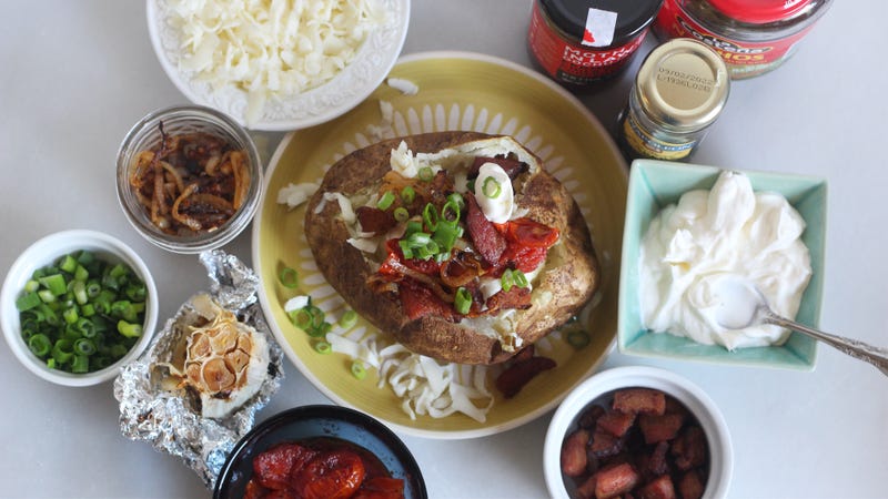 Cut Down On Food Waste With A Weekly Baked Potato Bar