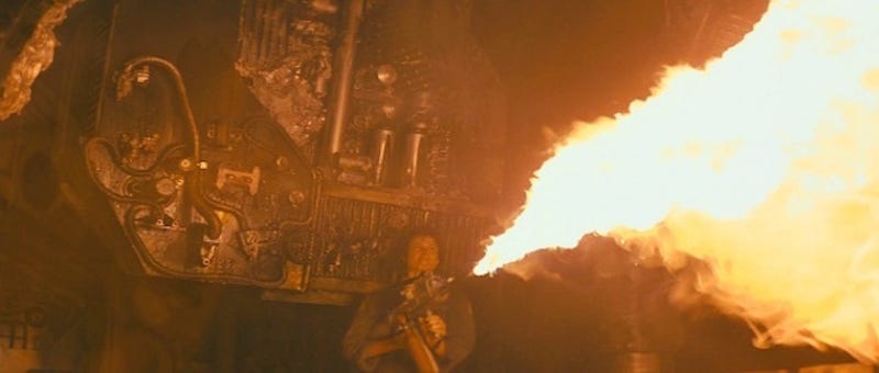 Here's Sigourney Weaver Test-Firing the Flamethrower From Alien