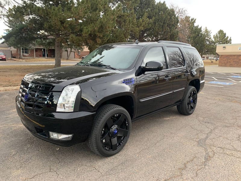 Cadillac Escalade 2011 в обвесе