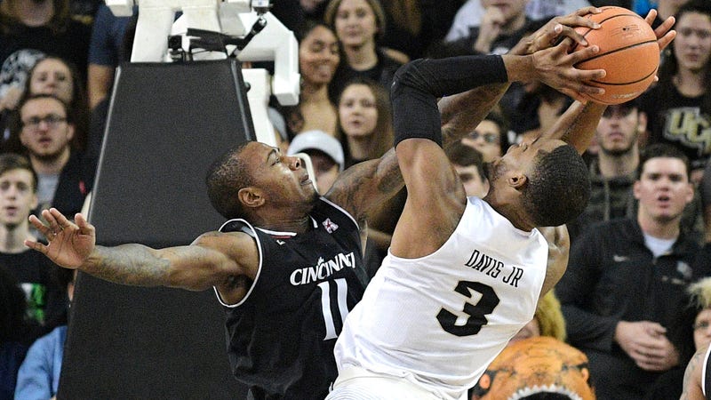 Cincinnati S Basketball Team Held Ucf To Fewer Points Than Their
