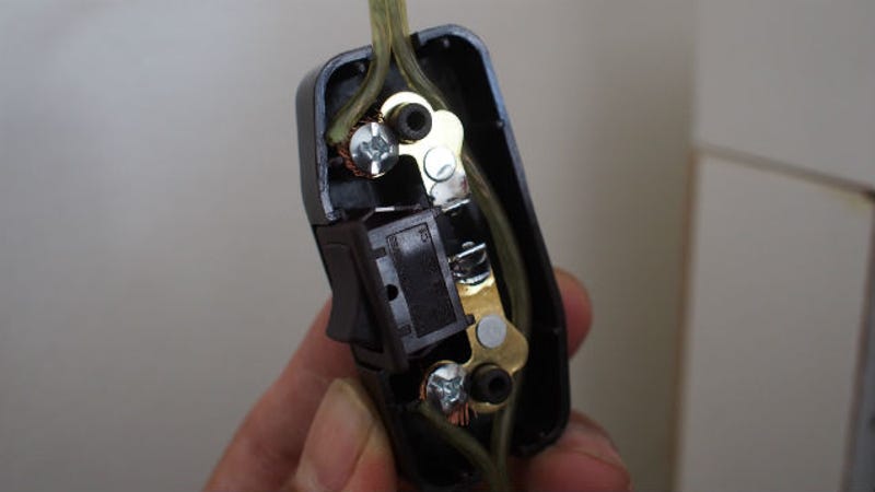 How To Install An Inline Cord Switch To Bypass A Lamp Switch