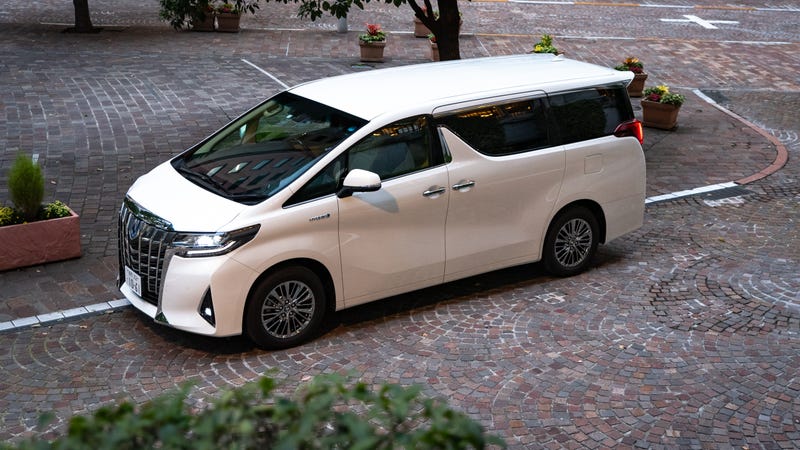 The Toyota Alphard Is The Opulent Luxury Minivan The Rest Of The World Needs