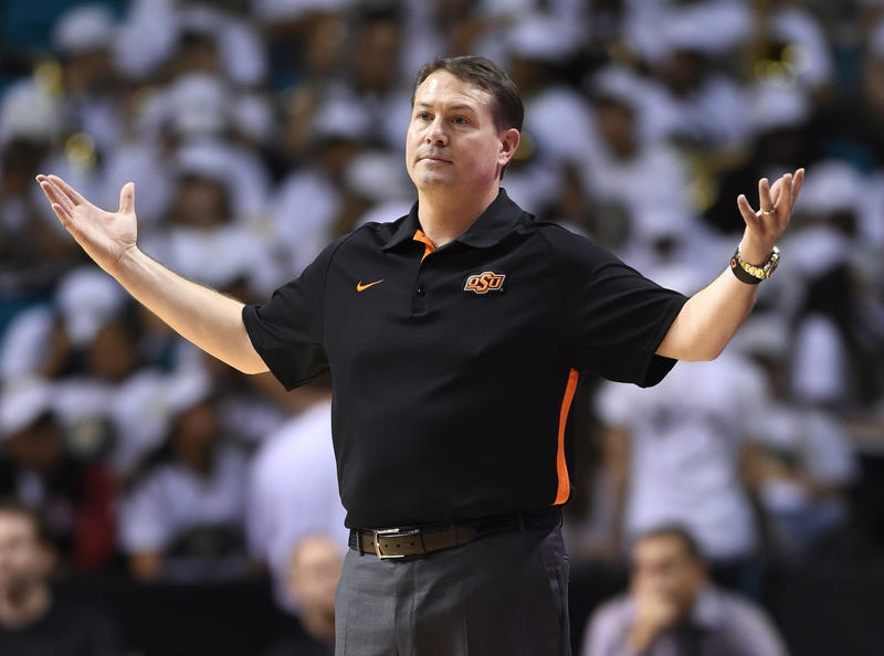 Oklahoma State Basketball Coach Travis Ford Ejected From Son S