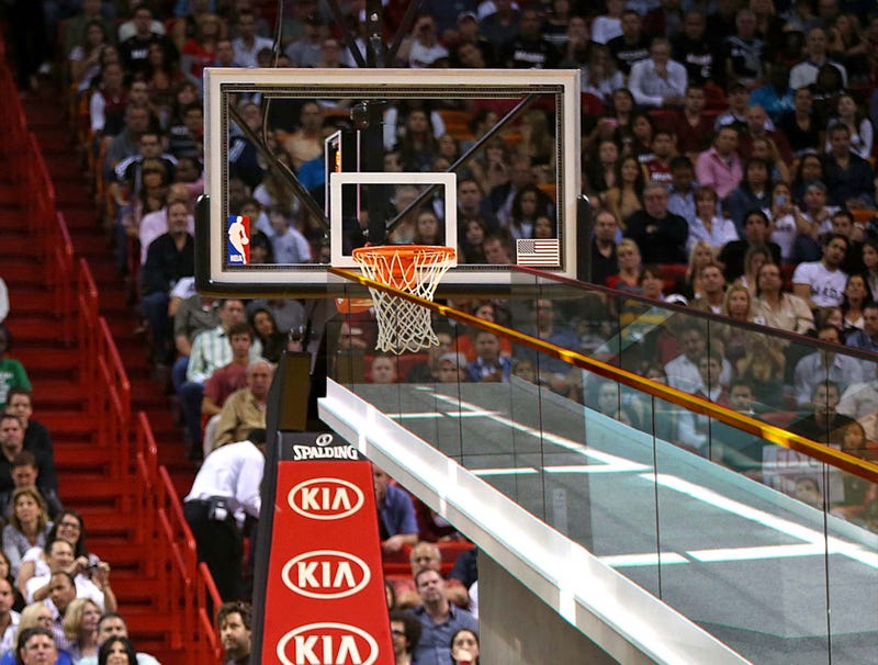 Miami Heat Provide Greg Oden Wheelchair Accessible Ramp To Hoop