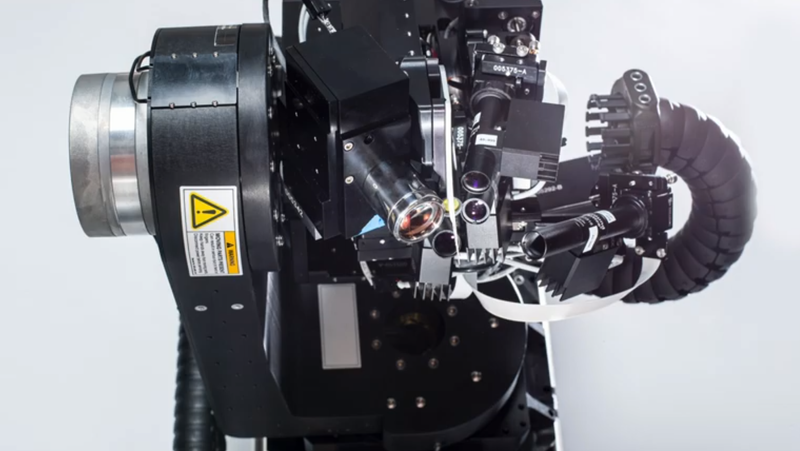 Elon Musk S Neuralink Says It S Created Brain Reading Threads Surgical Robot That Inserts Them