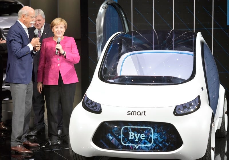 No Elon Musk Didn T Convince Daimler To Invest 10 Billion In Electric Cars Over Night