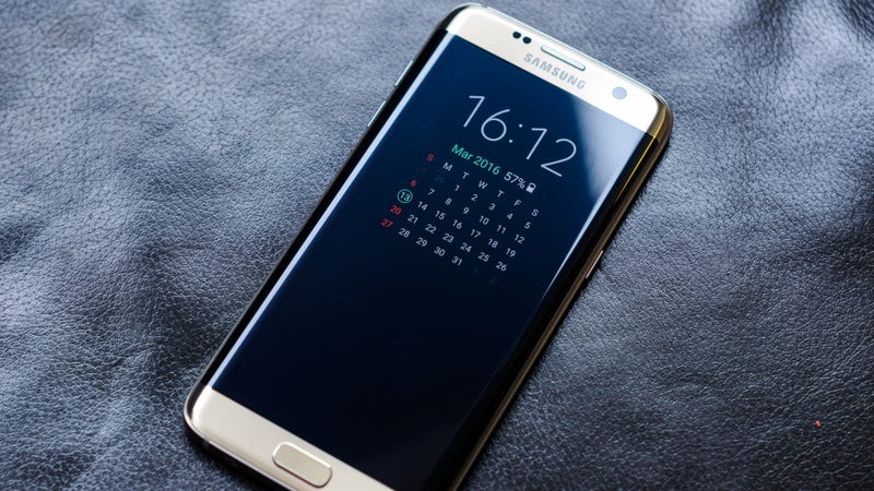 Don T Ditch Your Galaxy S7 Give It An Android 8 0 Oreo