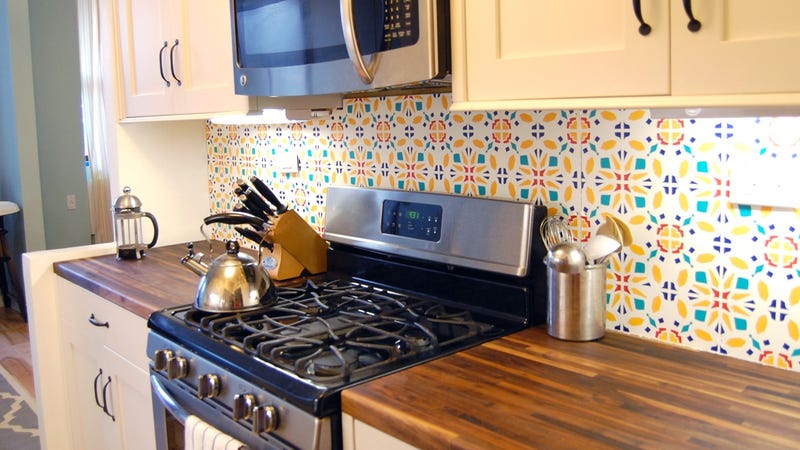 Install A Rental Friendly Removable Custom Kitchen Backsplash