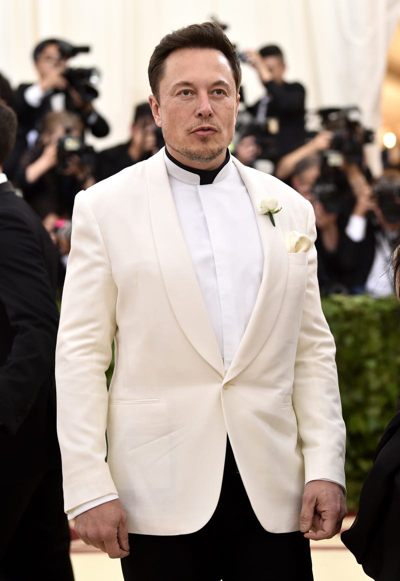 Elon Musk Dressed As Both James Bond And A James Bond Villain To The Met Gala