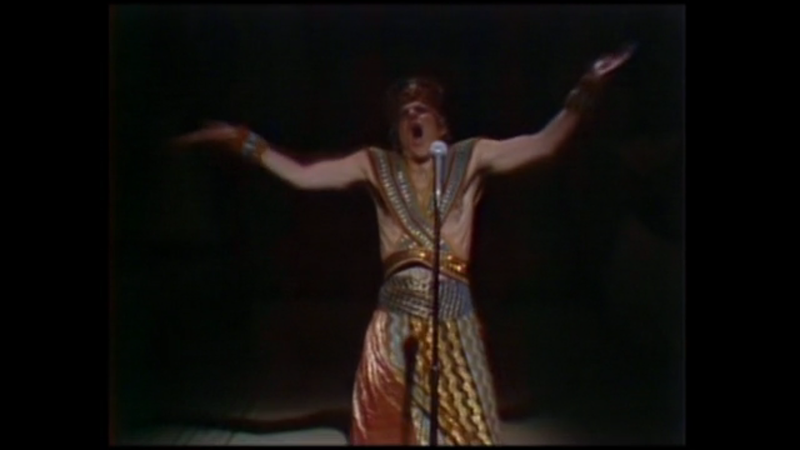 A Beginner S Guide To Steve Martin S Eclectic Groundbreaking Career