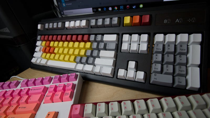 Swapping Keycaps Is The Key To Having A Pretty Keyboard
