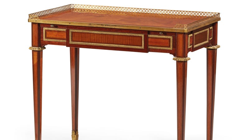Marie Antoinette S Desk Up For Auction At Christie S Paris