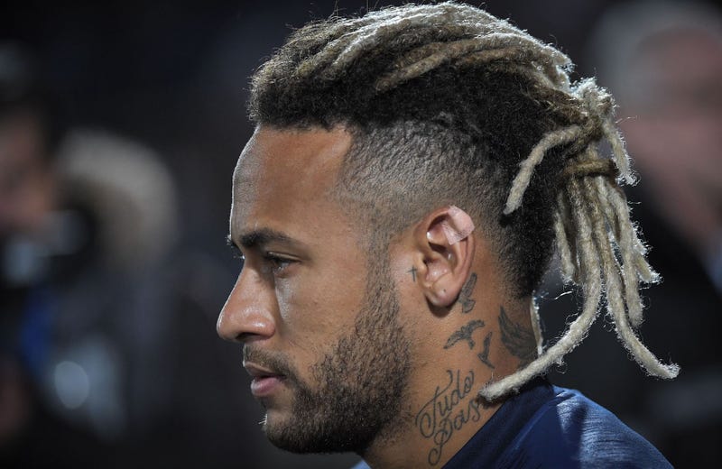 Hopefully We Ve Seen The Last Of Neymar S God Awful Fake Dreadlocks