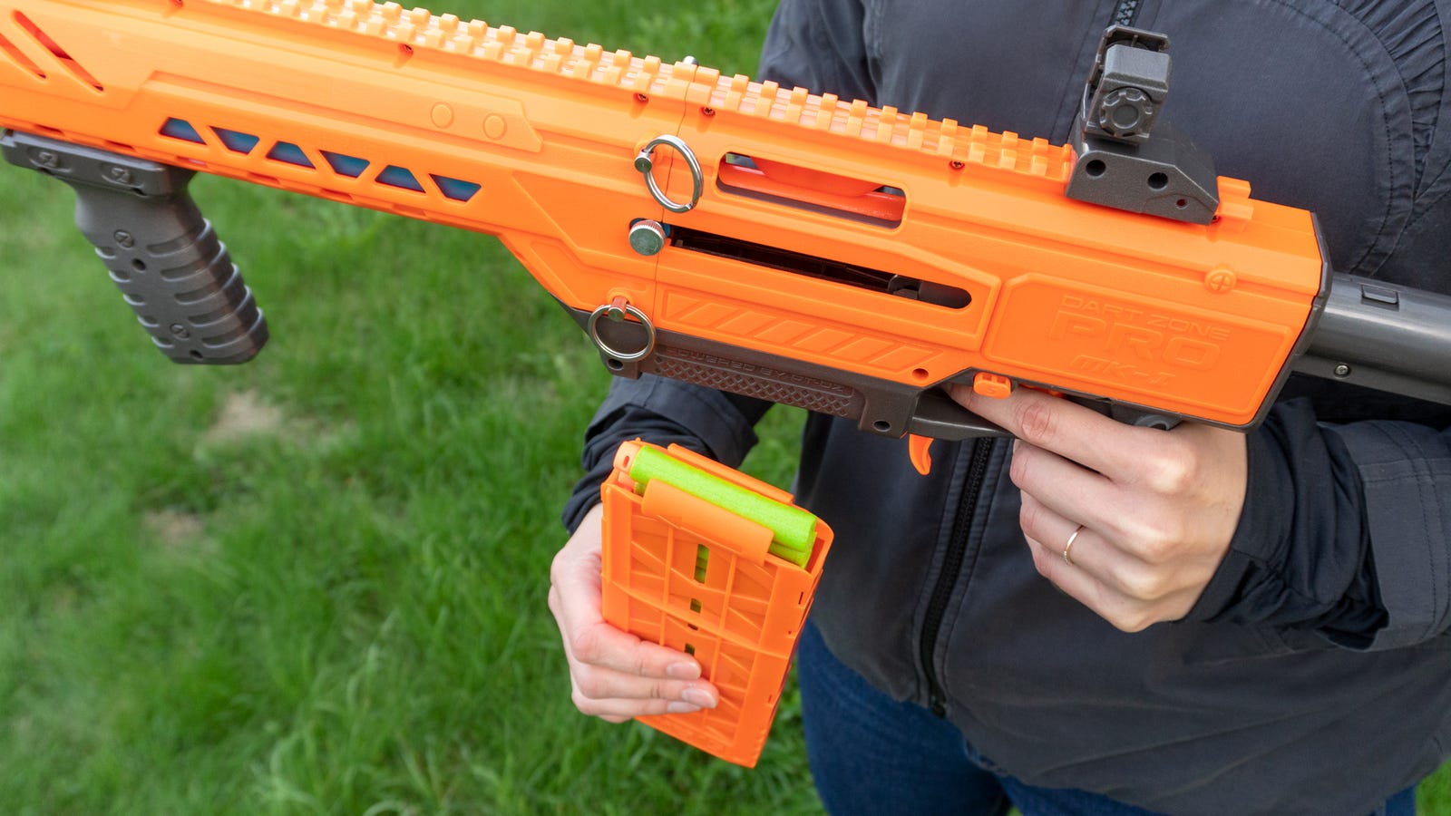 dart zone pro nerf gun