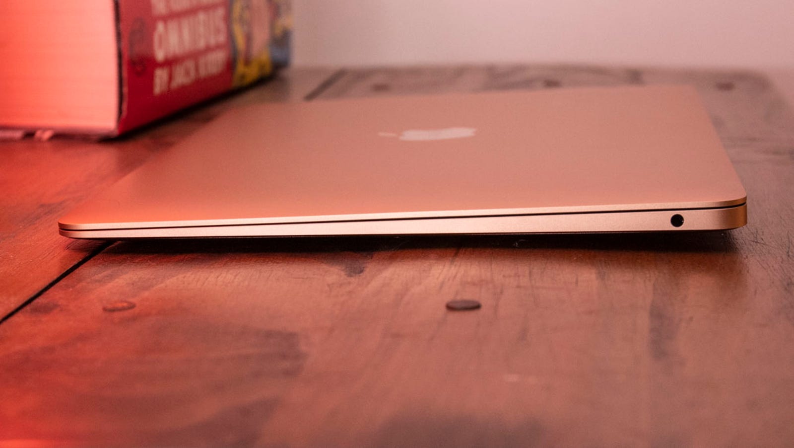 The New MacBook Air Is Boring and Too Expensive | Gizmodo UK