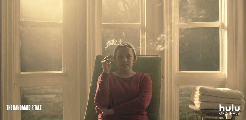 Elisabeth Moss Rises In First Handmaid S Tale Season 3 Trailer