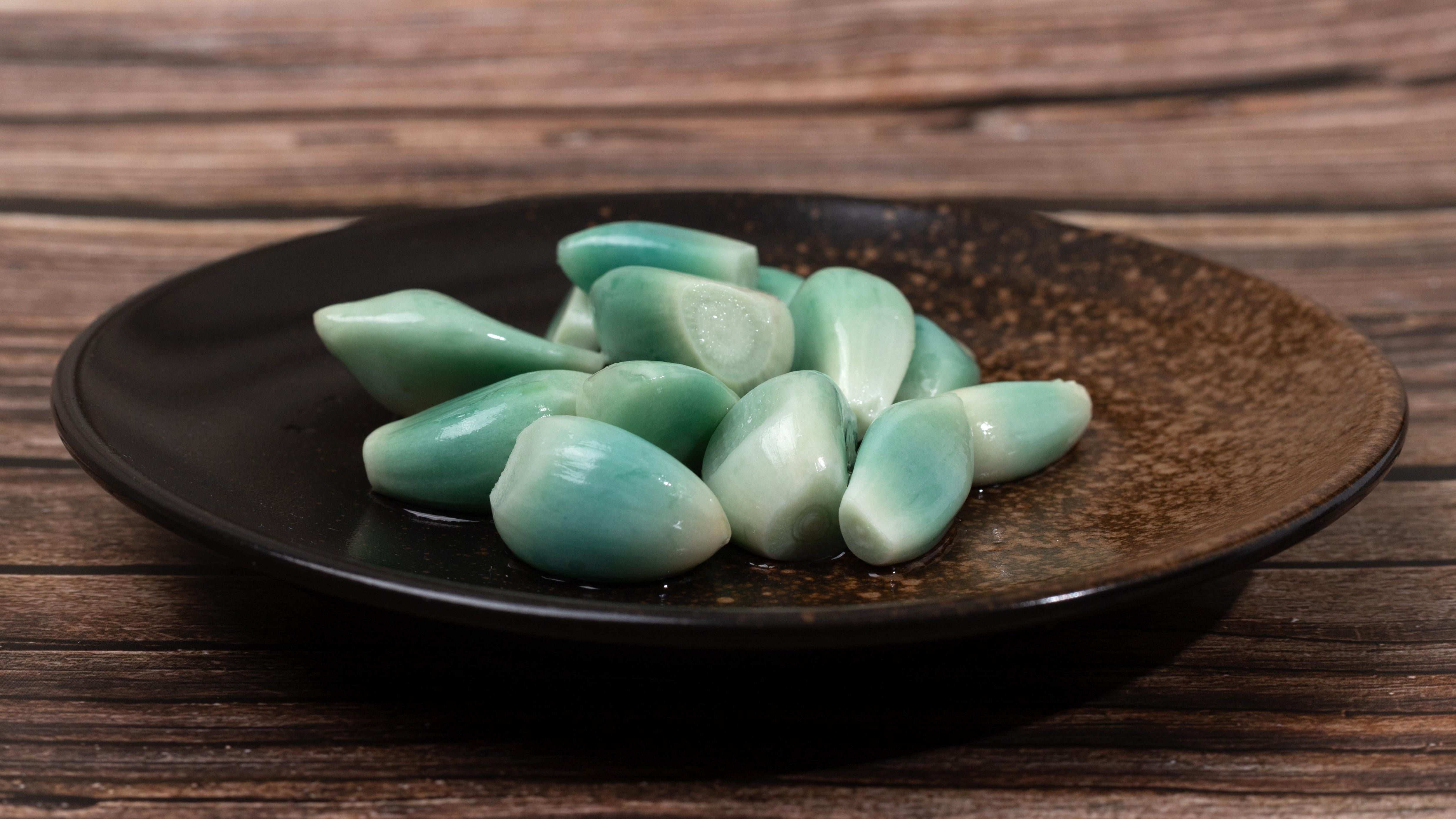 Why Is My Garlic Blue? Why Is My Garlic Blue?