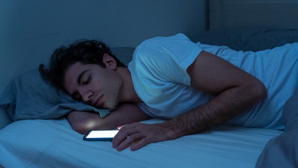 Image for article titled The Best Smartphone Features For Better Sleep