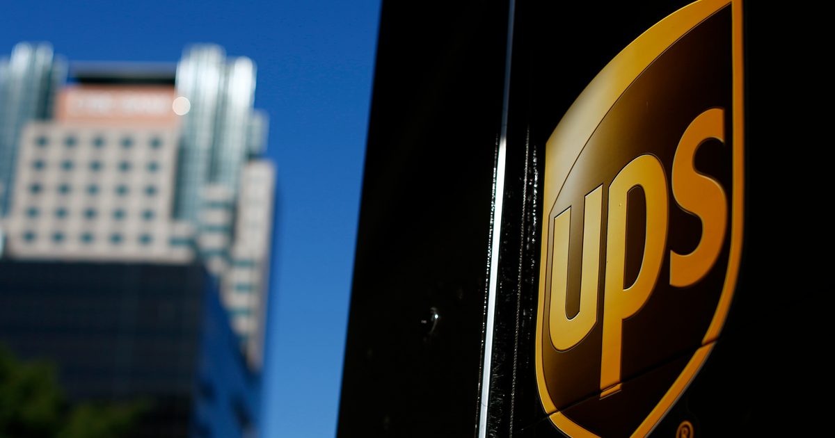UPS drivers are collapsing from heat exhaustion—and bringing it to the bargainin..