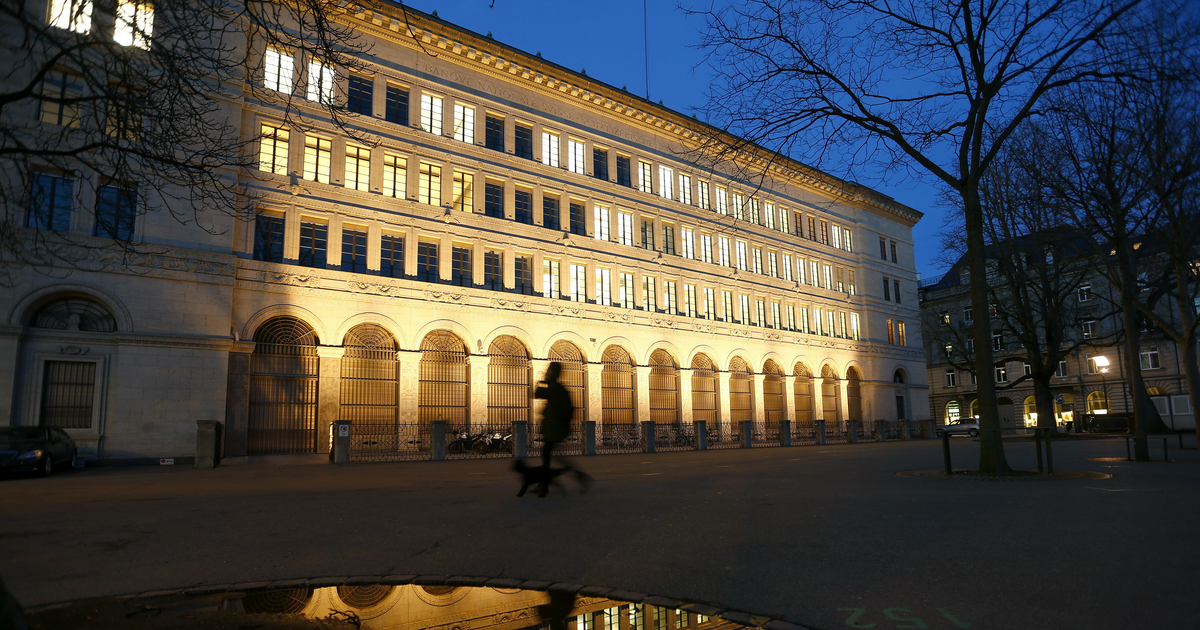 The Swiss Central Bank Turned A Record-setting Loss In 2015 Into A ...