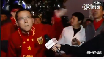 LeTv interviewed the audience after the game