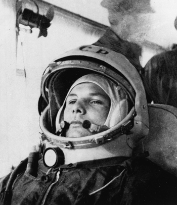 Soviet Cosmonaut YURI GAGARIN Glossy 8x10 Photo Print 'First Human In Space' 