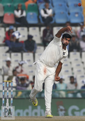 India-cricket-Ashwin-bowler