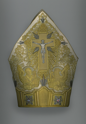 Mitre of Pius XI (reigned 1922–39) Italian, 1929 Courtesy of the Collection of the Office of Liturgical Celebrations of the Supreme Pontiff, Papal Sacristy, Vatican City. Image courtesy of The Metropolitan Museum of Art, Digital Composite Scan by Katerina Jebb.