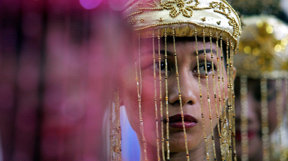 Indonesian woman at a wedding.