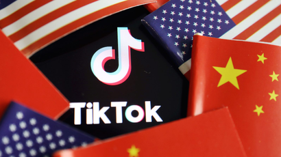 tiktok logo with US and China flags