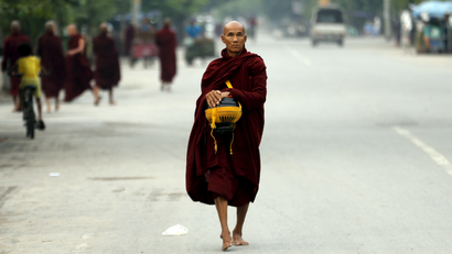 Monk-Buddha-India