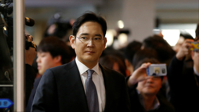 Samsung Electronics vice chairman Jay Y. Lee arrives to attend a hearing at the National Assembly in Seoul, South Korea