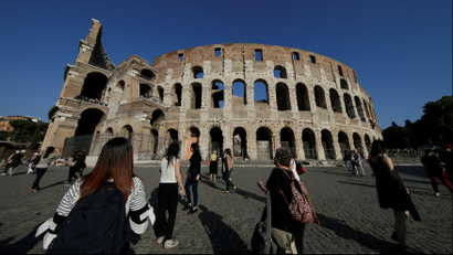 tourists Colosseum