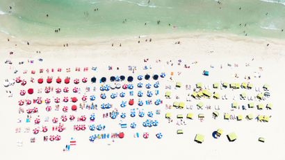 An aerial photograph of a beach in Miami