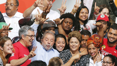 Dilma in the crowd