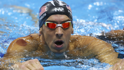 Michael Phelps swimming in the 2016 Olympics
