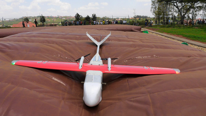 A drone is seen after landing on inflatable pad at the operation base in Muhanga, south of Rwanda's capital Kigali where Zipline, a California-based robotics company delivered their first blood to patients using a drone October 12, 2016. Picture taken October 12, 2016. REUTERS/James Akena - RTX2PJWF