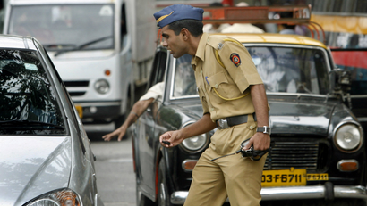 India-police-Bengaluru-twitter