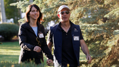 Jeff and Mackenzie Bezos .