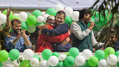 India-AAP-Kejriwal-Hug