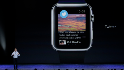 Apple exec Kevin Lynch shows off the Twitter app for the Apple Watch