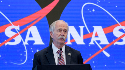 NASA associate administrator Bill Gerstenmaier talks to reporters in June 2019.