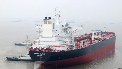 The crude oil tanker Front Altair, owned by the Norwegian company Frontline