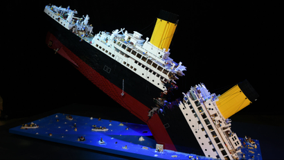 A model of the Titanic made of Lego